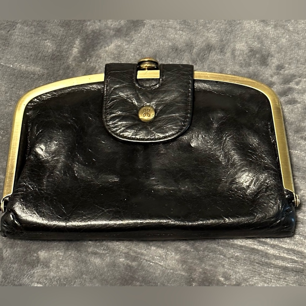 Wallet Soft Leather w/Kiss Lock Closure Interior Zipper Pocket Card Slots